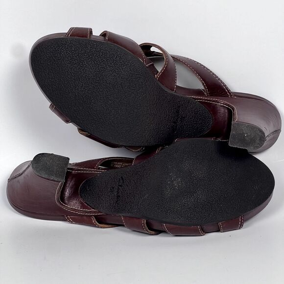 Clarks Sz 7M Artisan Tiga Leather Strappy Brown Heels Sandals Open Toe - Picture 7 of 9